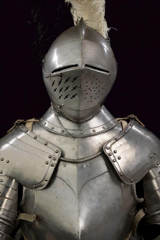 A composite cavalry armour - Image 4 of 8