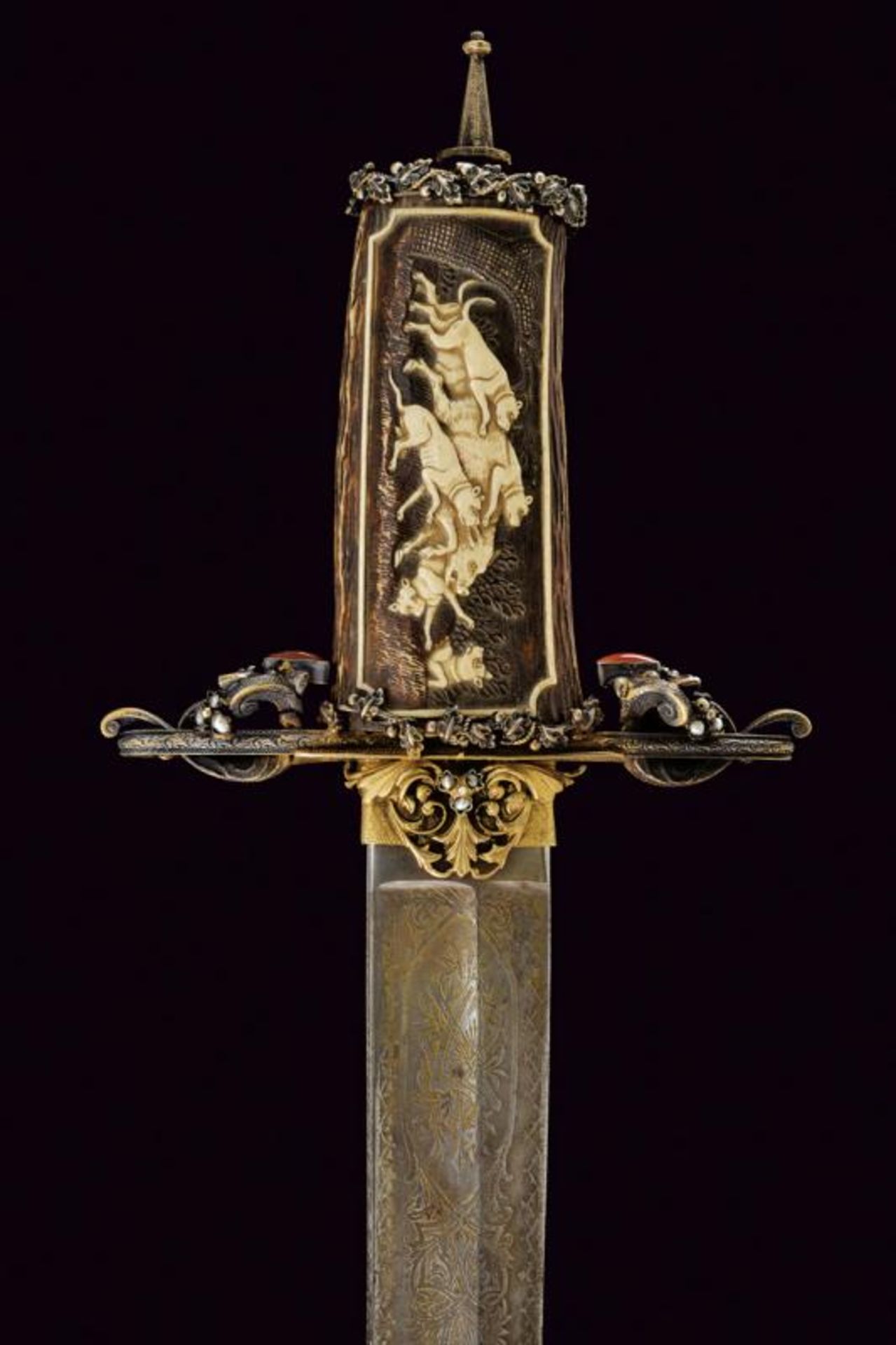 A scarce decorative trophy with knife - Bild 5 aus 5