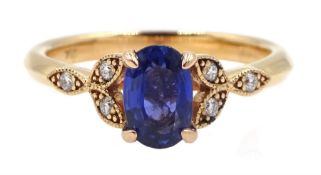 18ct gold oval sapphire ring, with diamond set shoulders, hallmarked, sapphire approx 0.80 carat