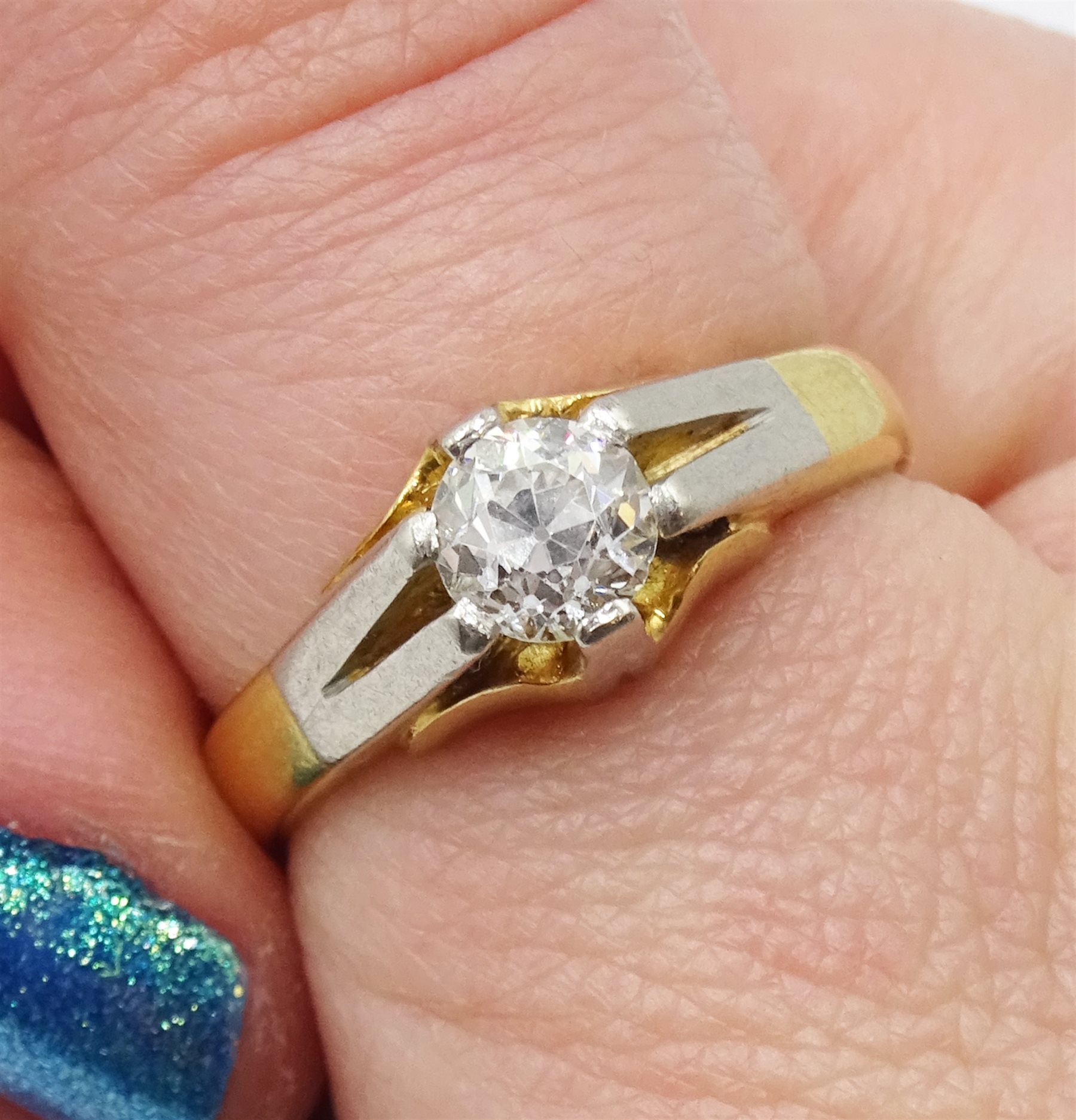 Gold gentleman's single stone diamond ring, stamped 18ct Plat, diamond approx 0.60 carat - Image 2 of 4