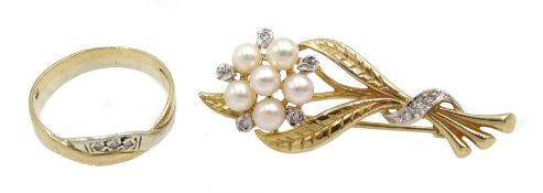 White and yellow gold three stone diamond ring and a gold pearl and diamond flower design brooch, bo
