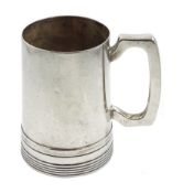 Silver half pint tankard by Walker & Hall, Sheffield 1928, approx 8.5oz, H10.5cm