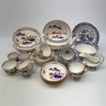 Early 19th century Spode Dolls House pattern tea wares, comprising teapot, twin handled sucrier and