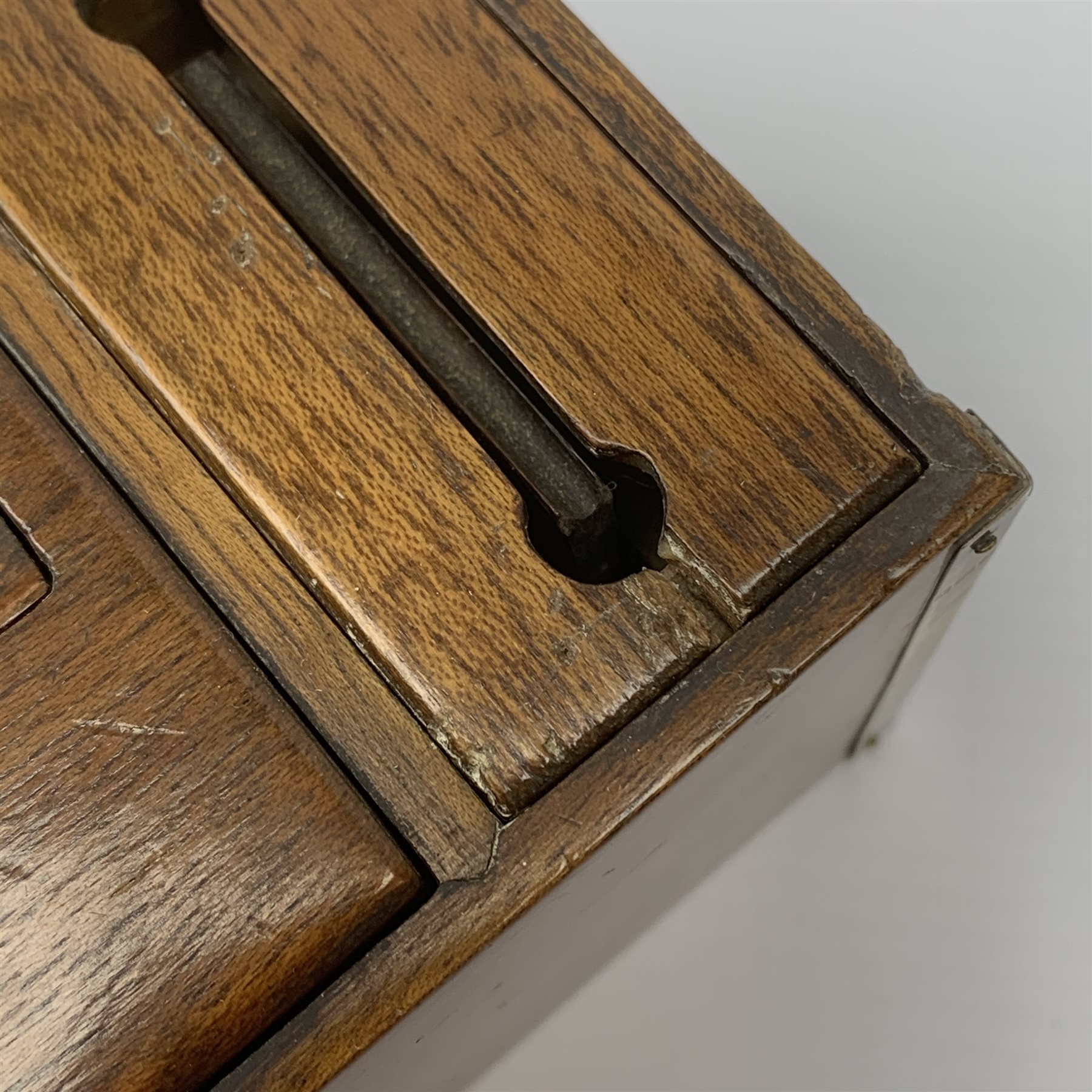 A 1920's silver mounted mahogany cigarette dispenser, with central lift up mechanism also operating - Image 6 of 8