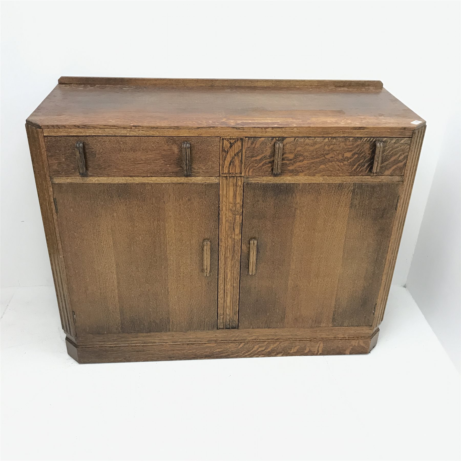 Early 20th century oak sideboard fitted with two drawers and two cupboards, W122cm, H96cm, D47cm - Image 2 of 5