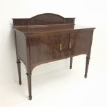 Edwardian mahogany side cabinet, raised shaped back, two doors, square tapering supports on spade fe