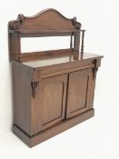 Early Victorian mahogany chiffonier side cabinet, raised shaped back with mirror, single frieze draw