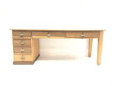 Late 19th century oak and pine single pedestal clerks desk, with six drawers and fitted cash drawer,
