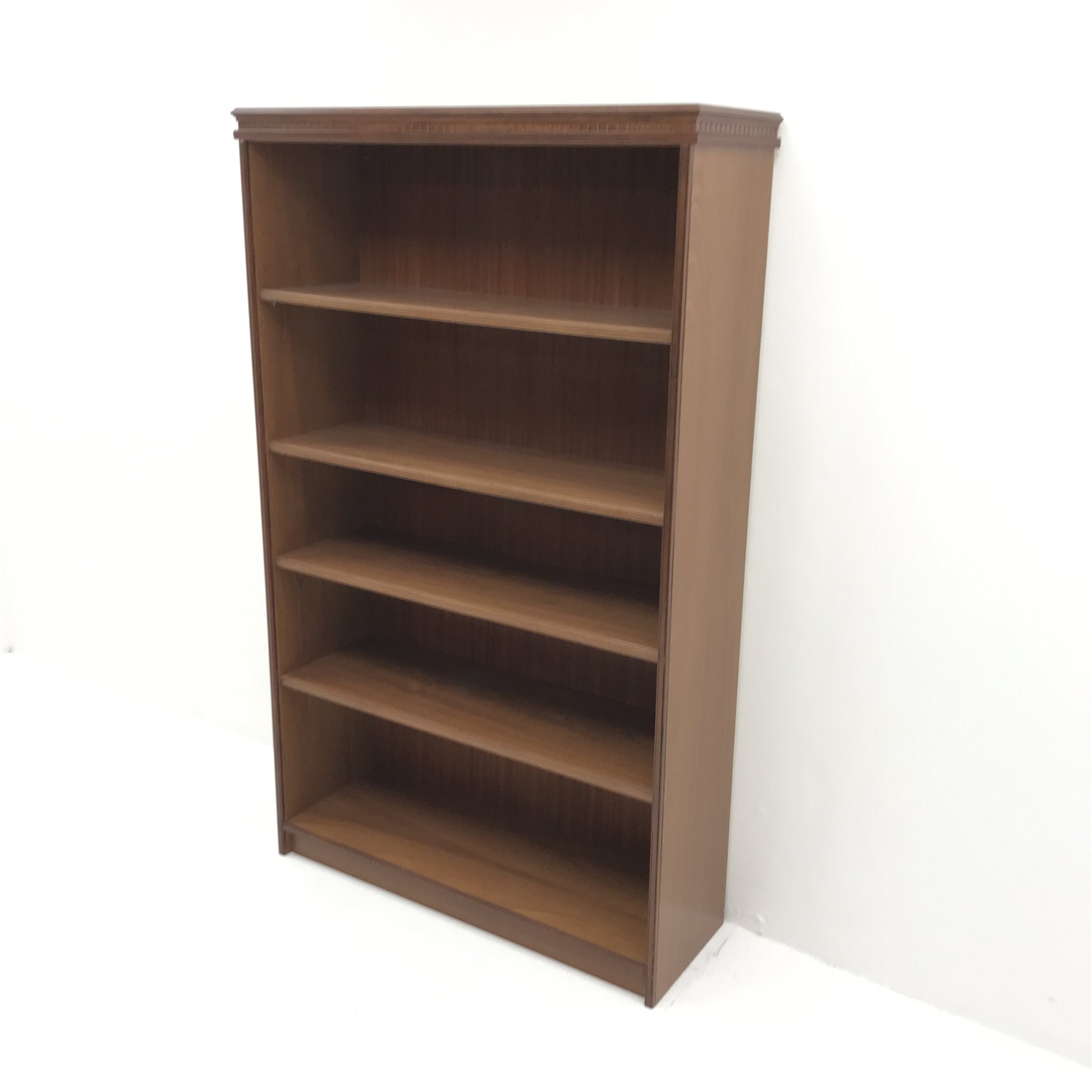 Georgian style mahogany open bookcase, dentil frieze, four shelves, platform base, W94cm, H154cm, D3 - Image 3 of 3