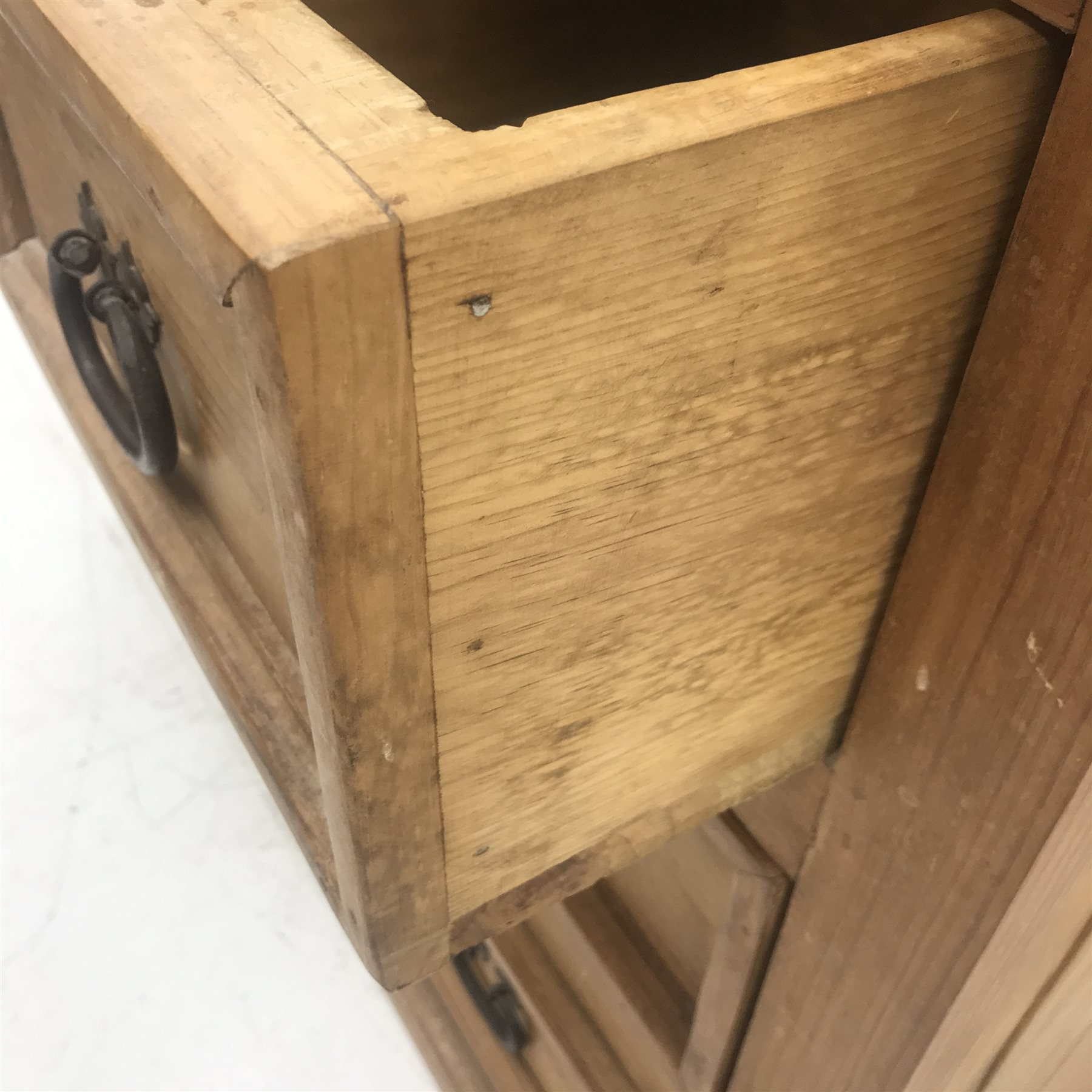 Waxed pine chest, six drawers with iron handles, W100cm, H89cm, D54cm