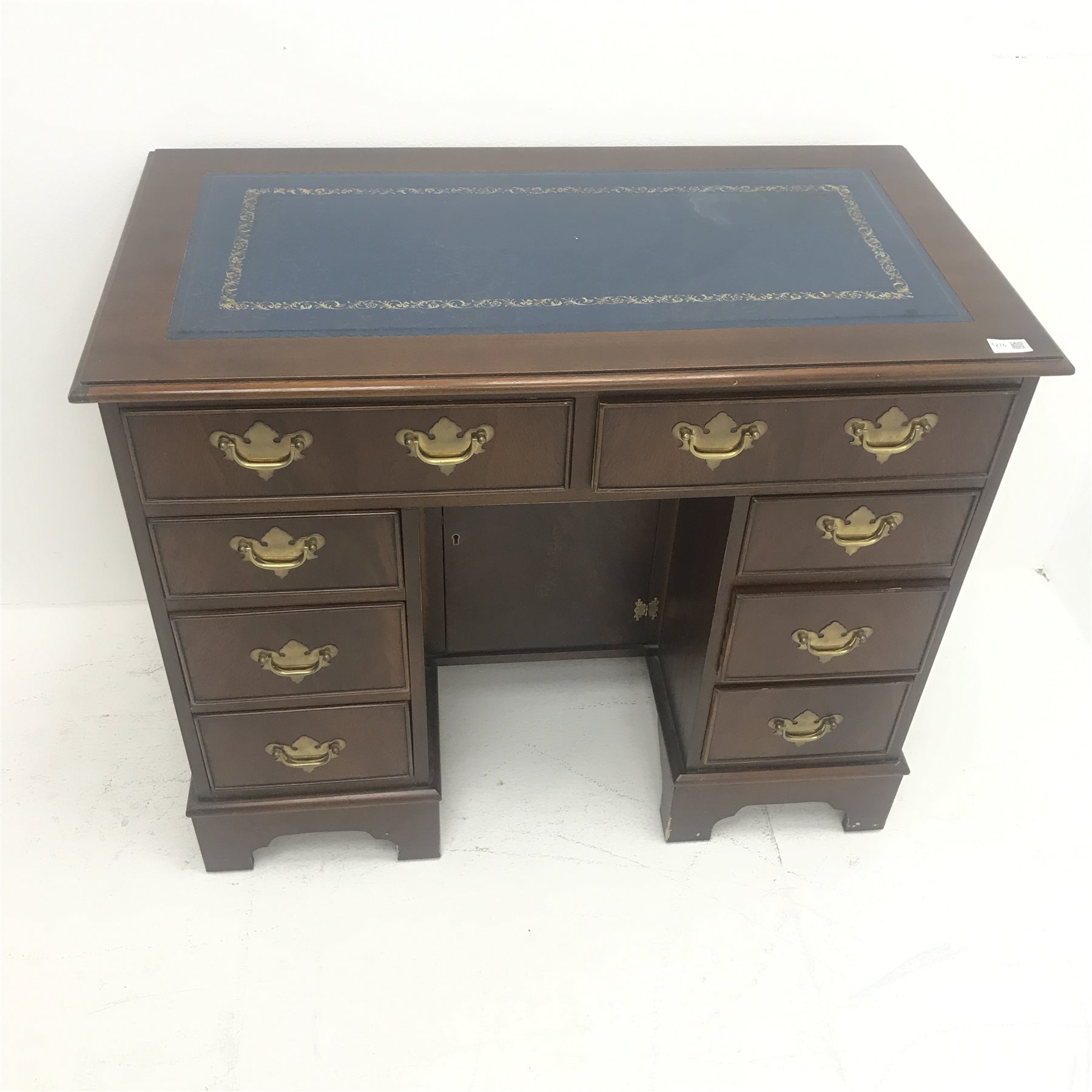Georgian style mahogany kneehole 'dog kennel' desk, blue leather inset top, two long and six short d - Image 2 of 4