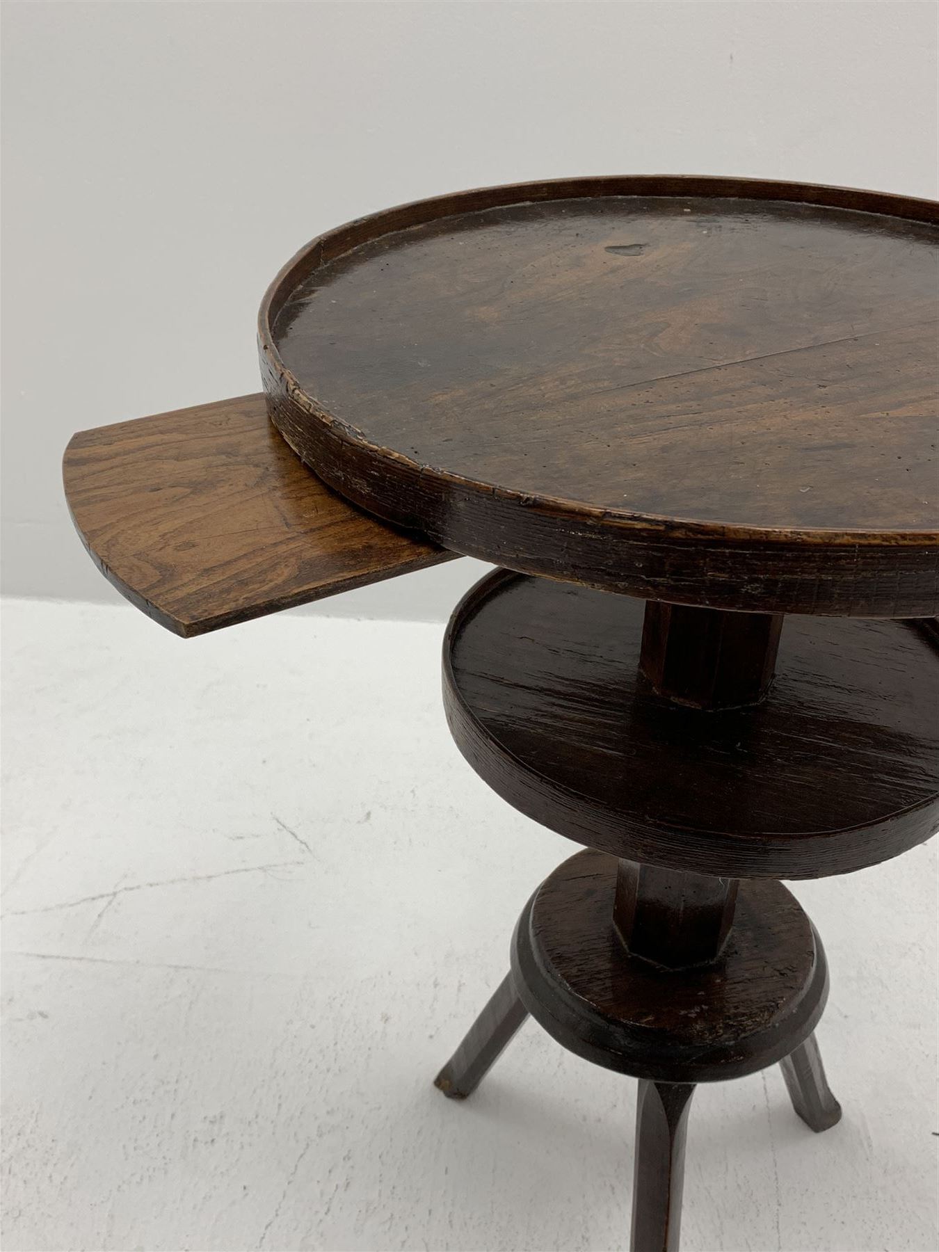 Unusual mid 18th century elm and fruitwood cricket tripod table or candle stand - Image 4 of 9