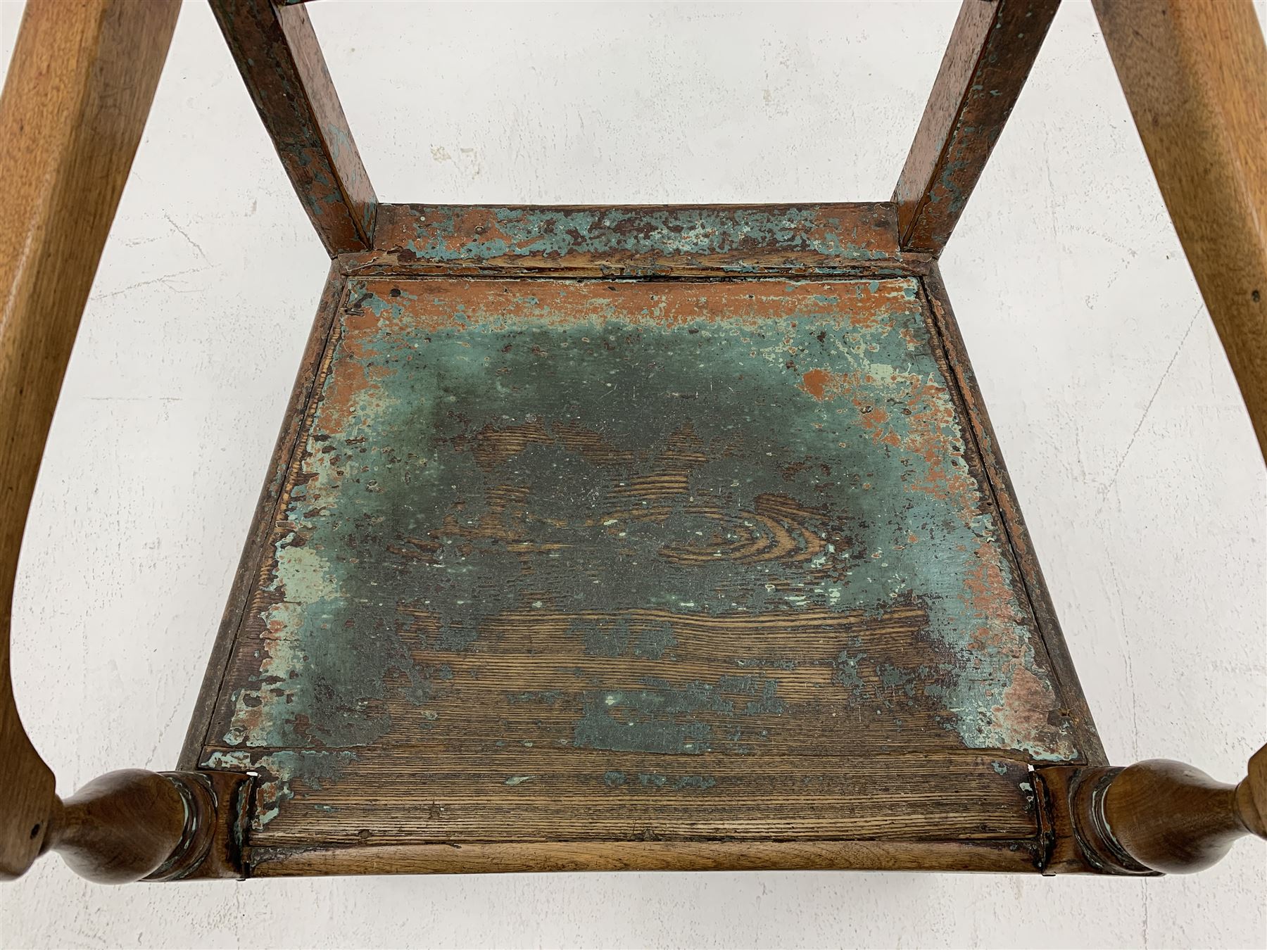 Late 18th century country elm armchair - Image 3 of 5