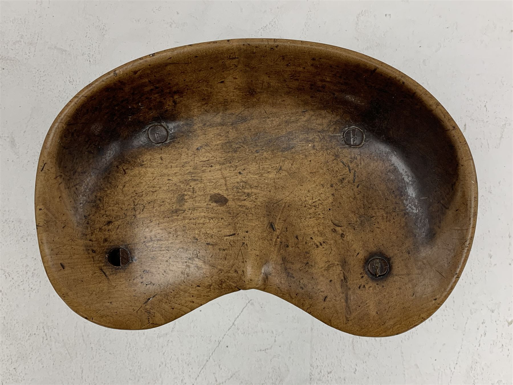 18th/19th century beech saddle stool - Image 5 of 8