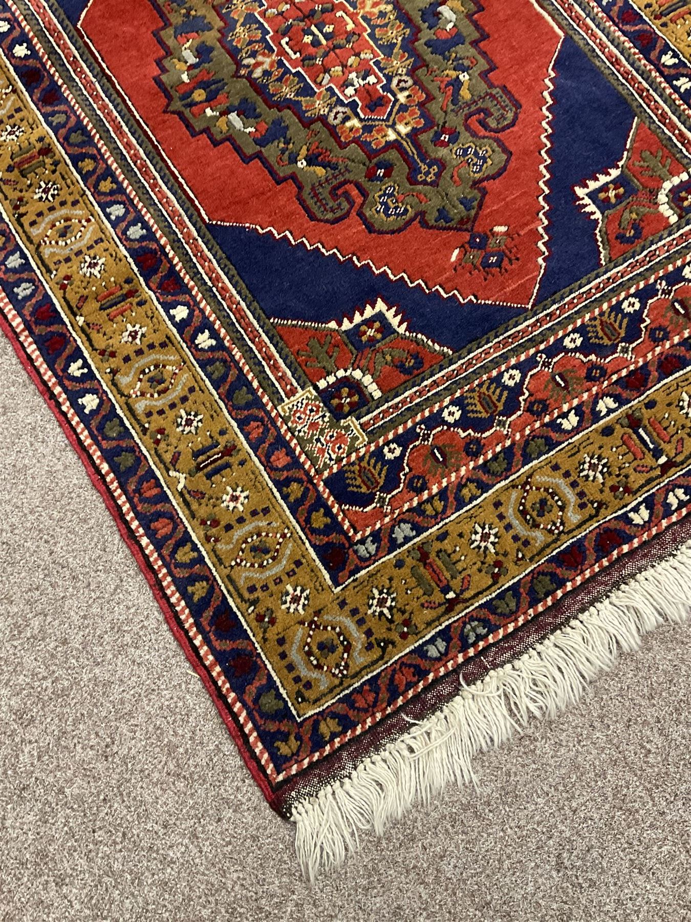 Turkish Taspinar rug - Image 2 of 4