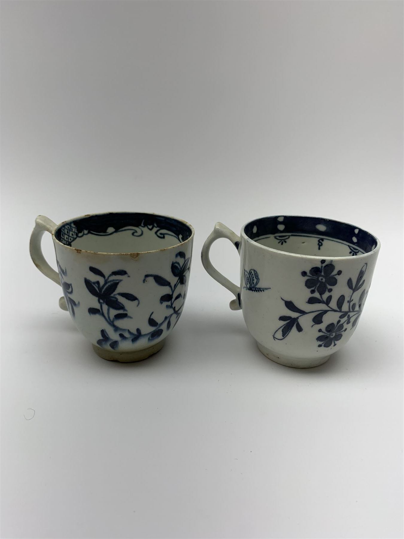 18th century Lowestoft coffee cup and saucer - Image 5 of 6