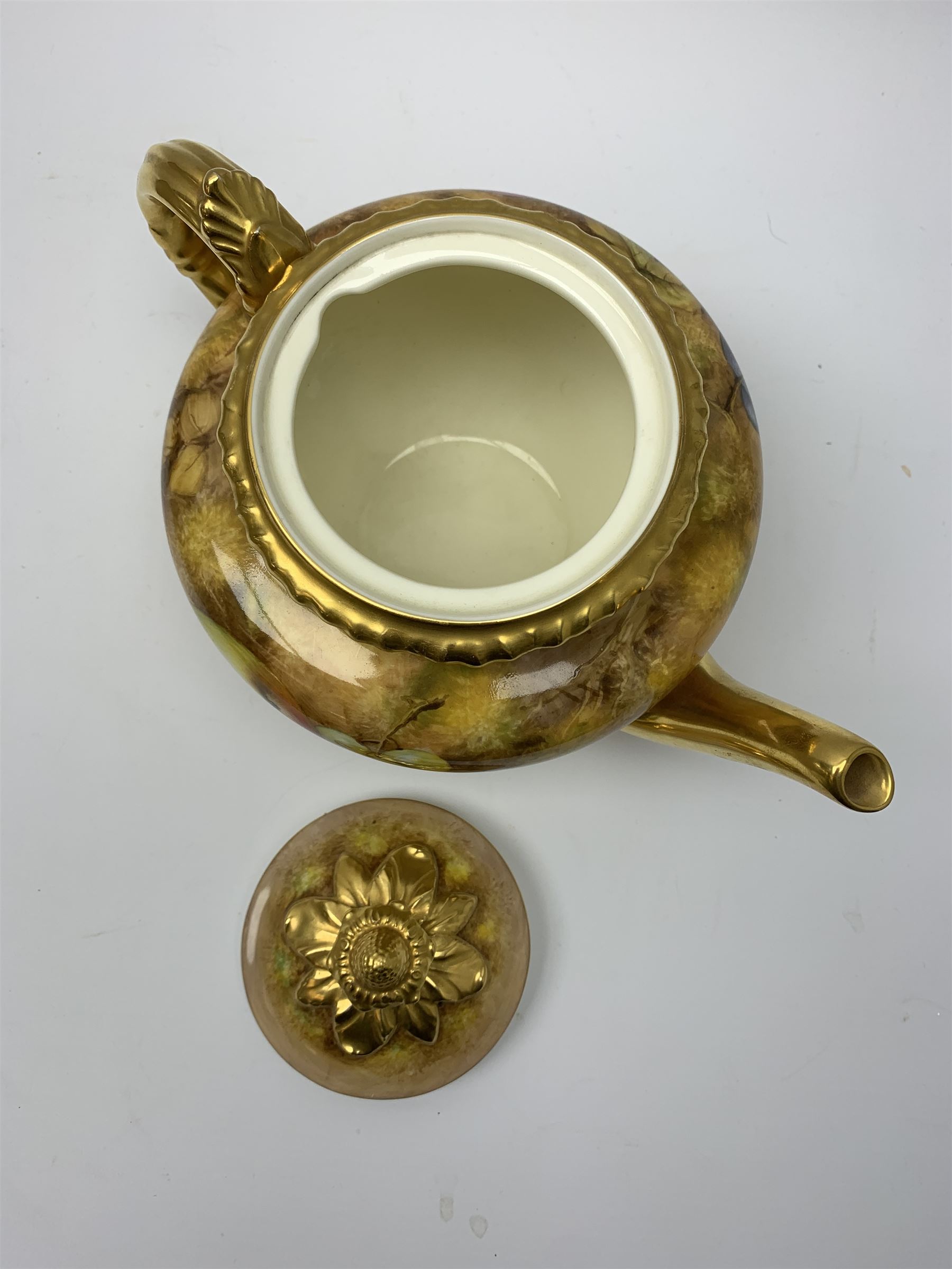 Royal Worcester tea service for six - Image 4 of 40