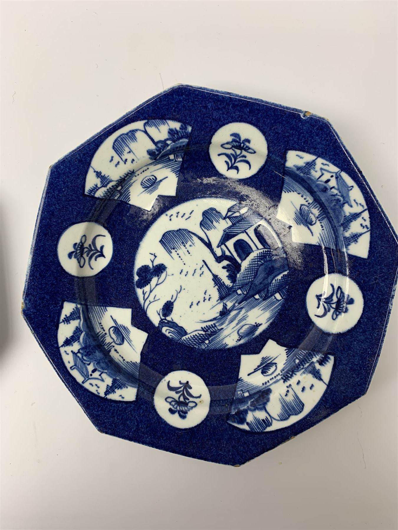 Mid 18th century Bow porcelain plate - Image 8 of 8