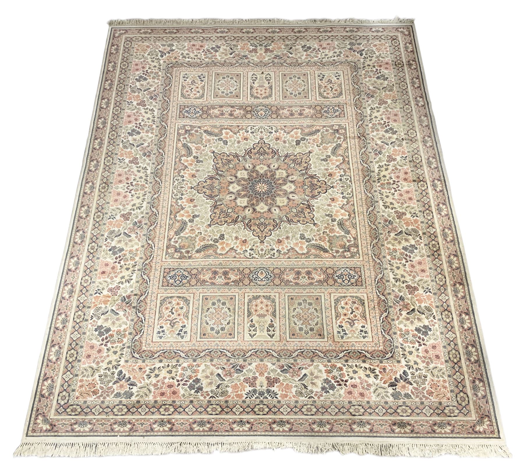 Large Persian design rug carpet