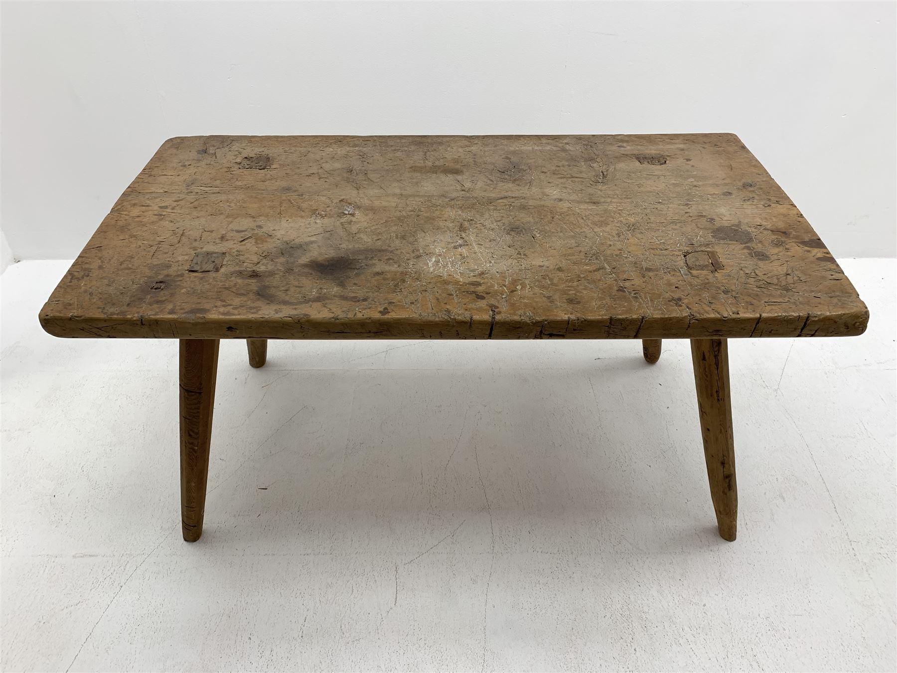 Early 20th century rectangular pine table with rustic top on four splayed tapering supports - Image 2 of 5