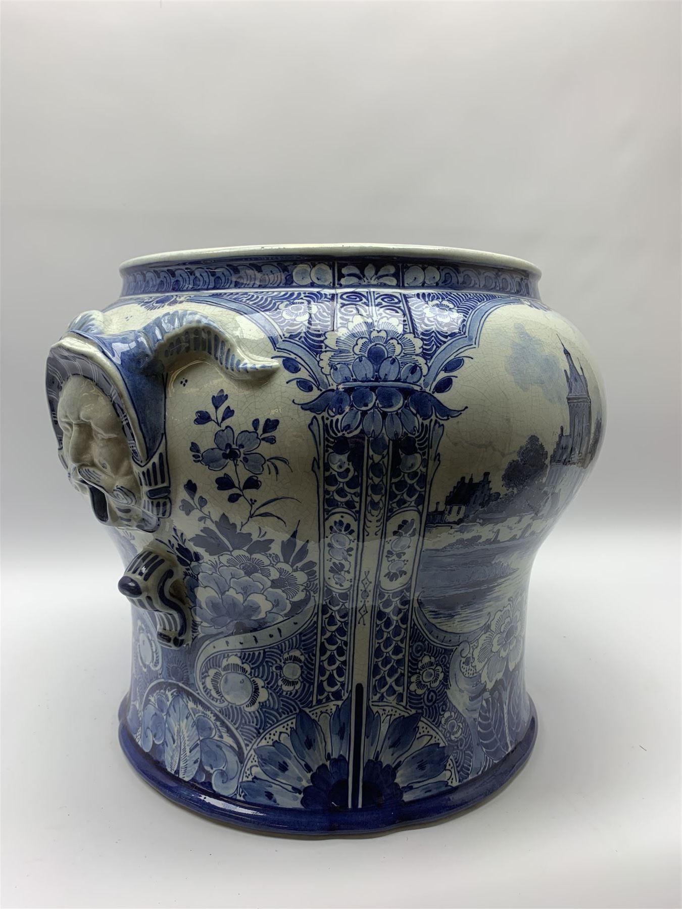 Large 20th century Delft blue and white jardini�re - Image 5 of 8