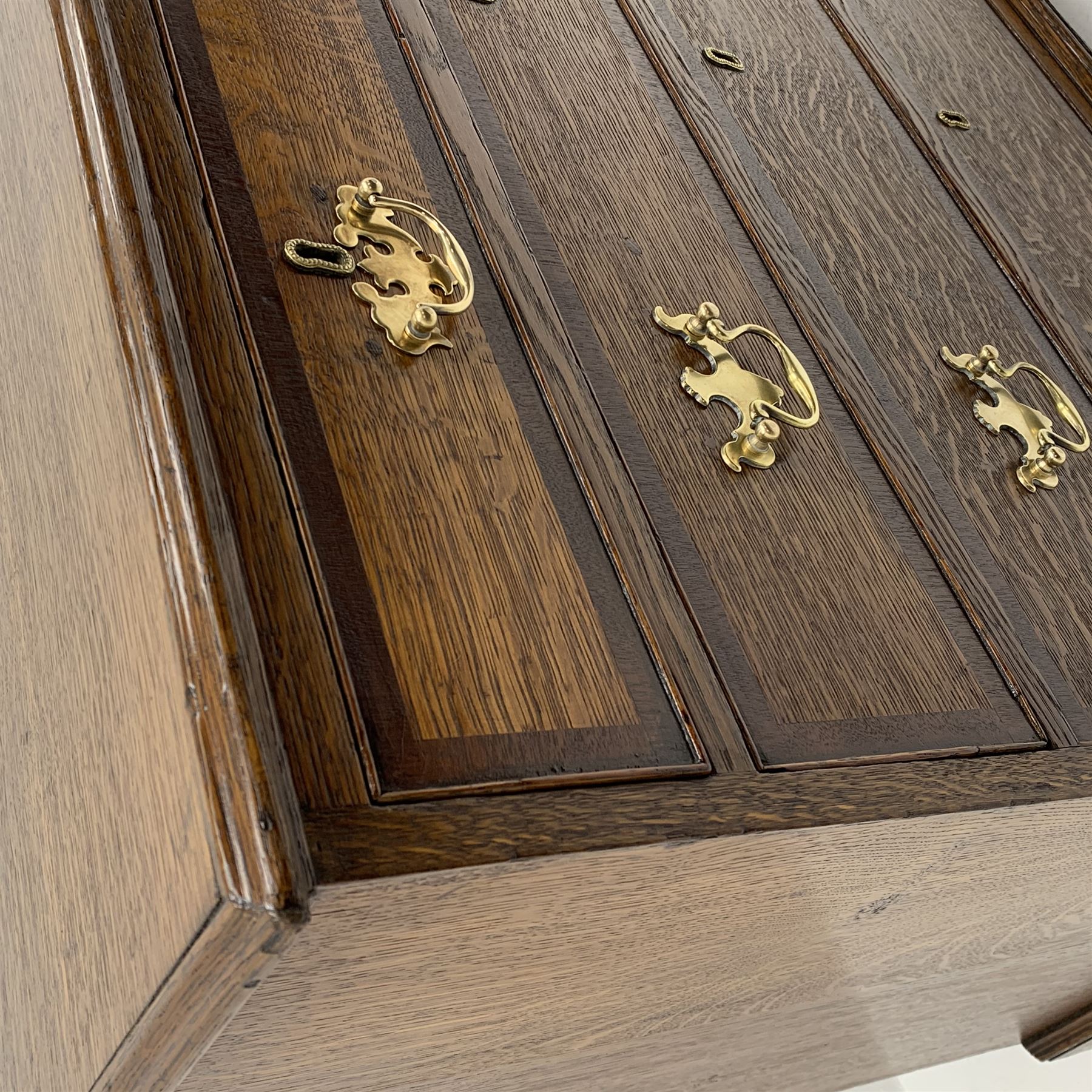 George III oak chest, rectangular top with moulded edge over two short and three long drawers each w - Image 3 of 5