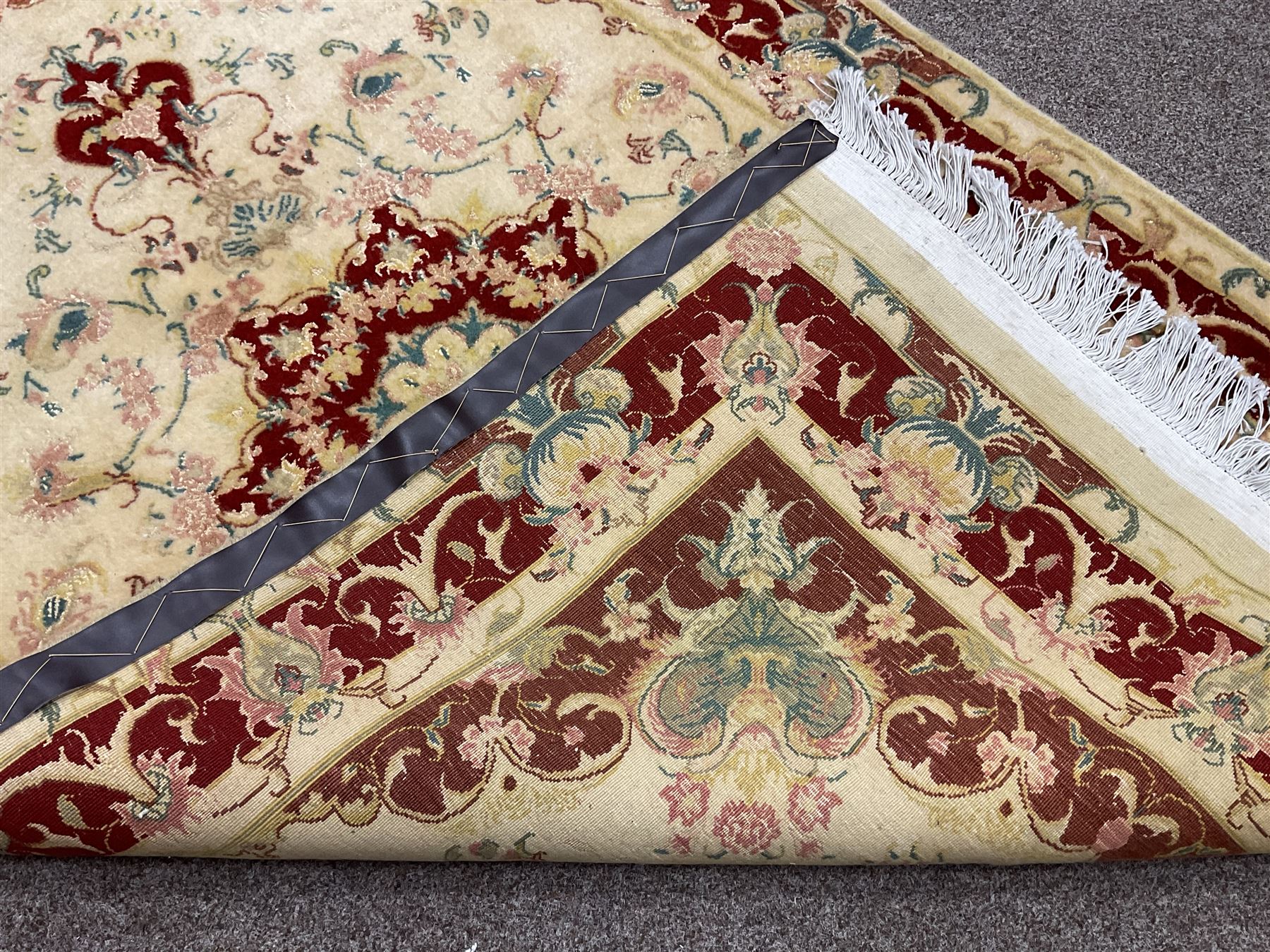 Fine Persian Tabriz rug - Image 3 of 3