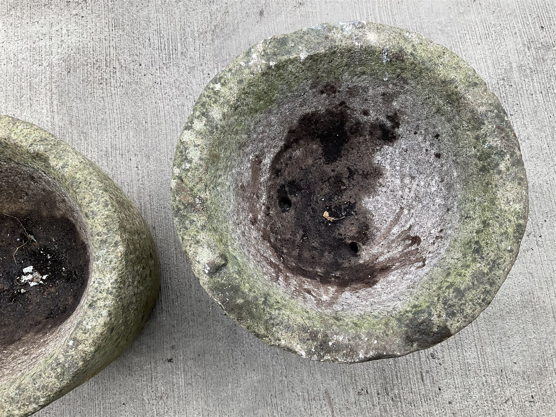 Pair weathered granite planters - Image 2 of 3