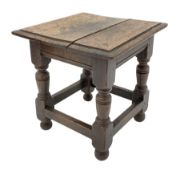 Small 18th century oak table