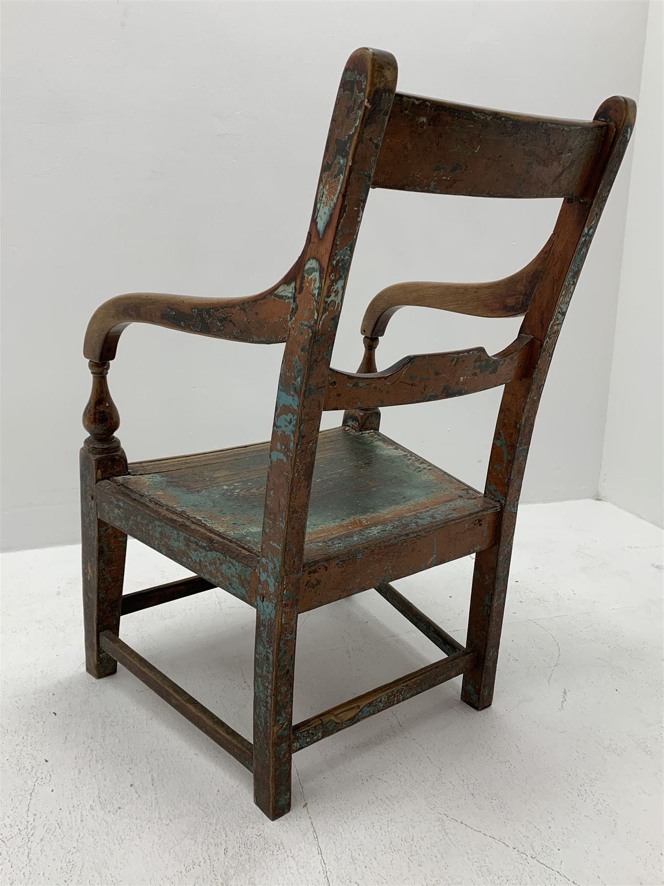 Late 18th century country elm armchair - Image 5 of 5