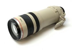 Canon camera lens 'Canon Zoom Lens EF 100-400mm 1:4.5-5.6 L IS Ultrasonic'