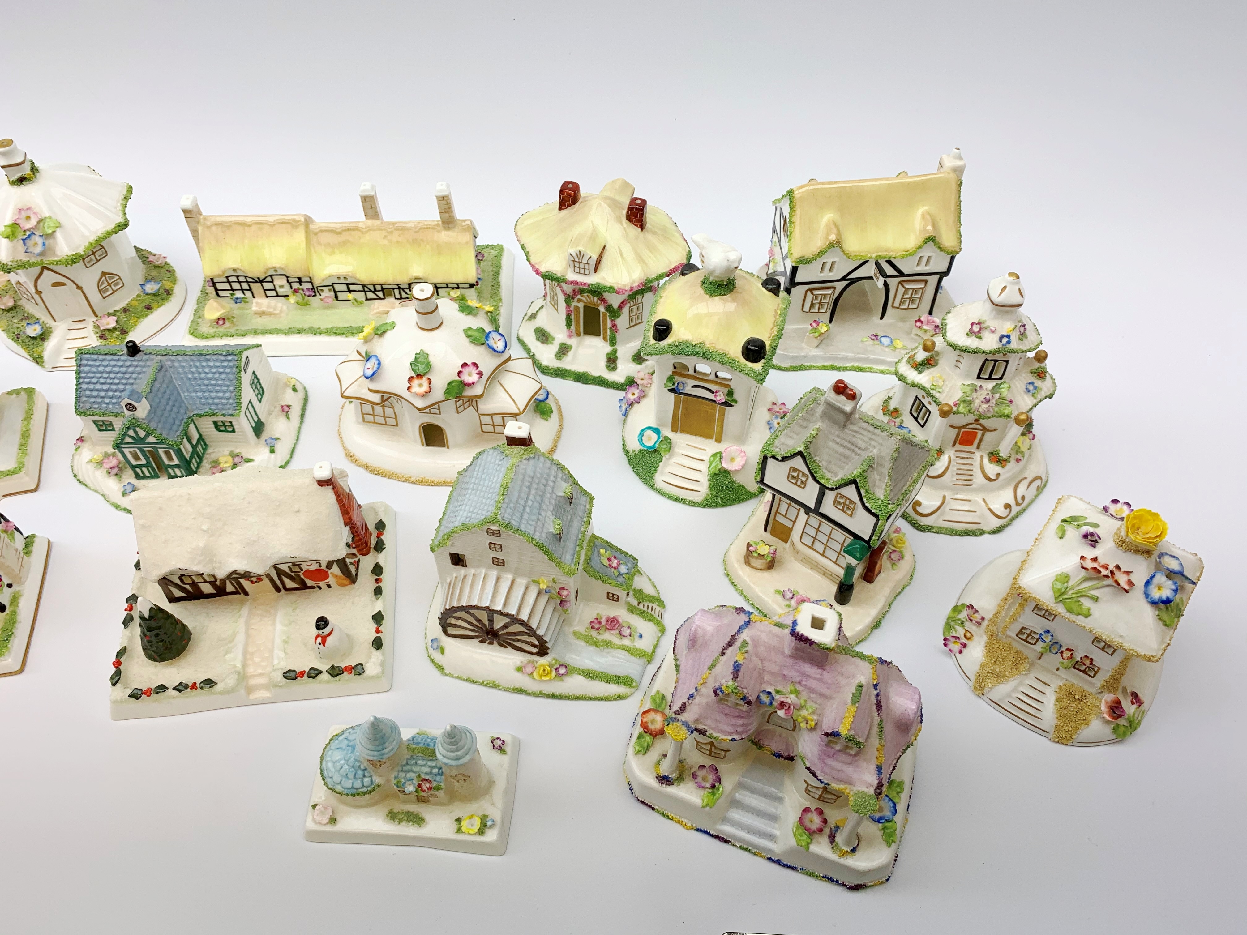 A collection of Coalport pastille burners modelled in the form of cottages and various buildings - Image 16 of 17