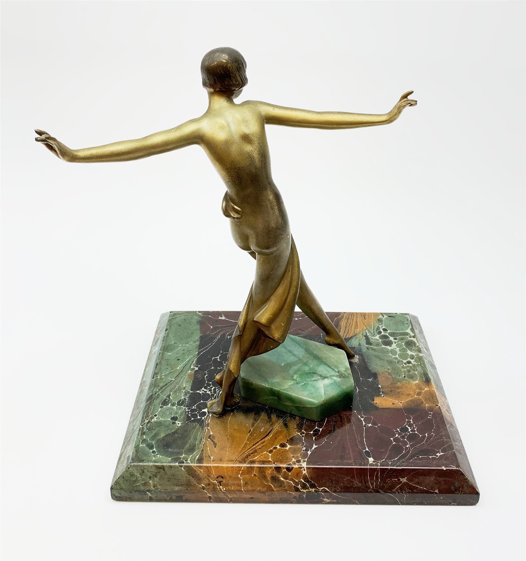 An Art Deco gilt patinated spelter figure - Image 6 of 7