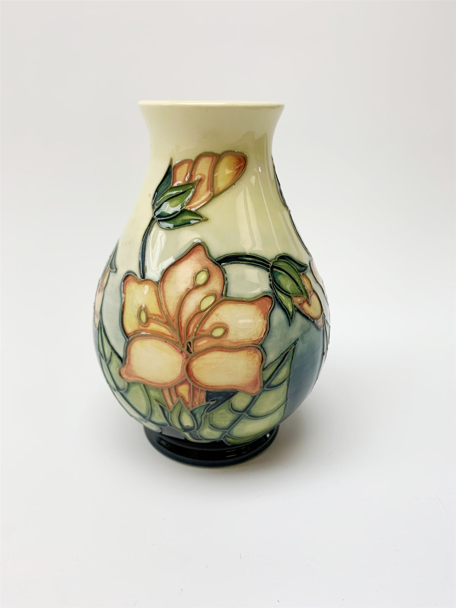 A Moorcroft vase - Image 2 of 3