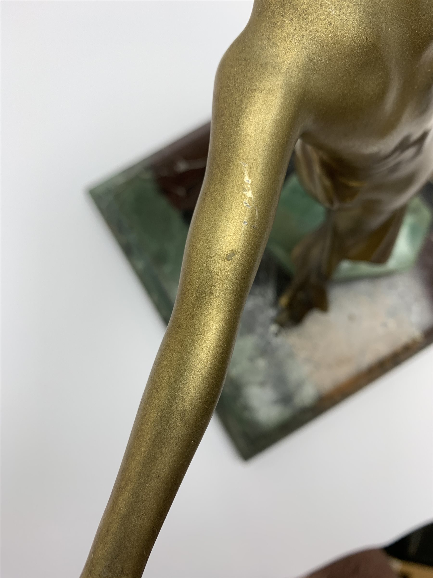 An Art Deco gilt patinated spelter figure - Image 4 of 7