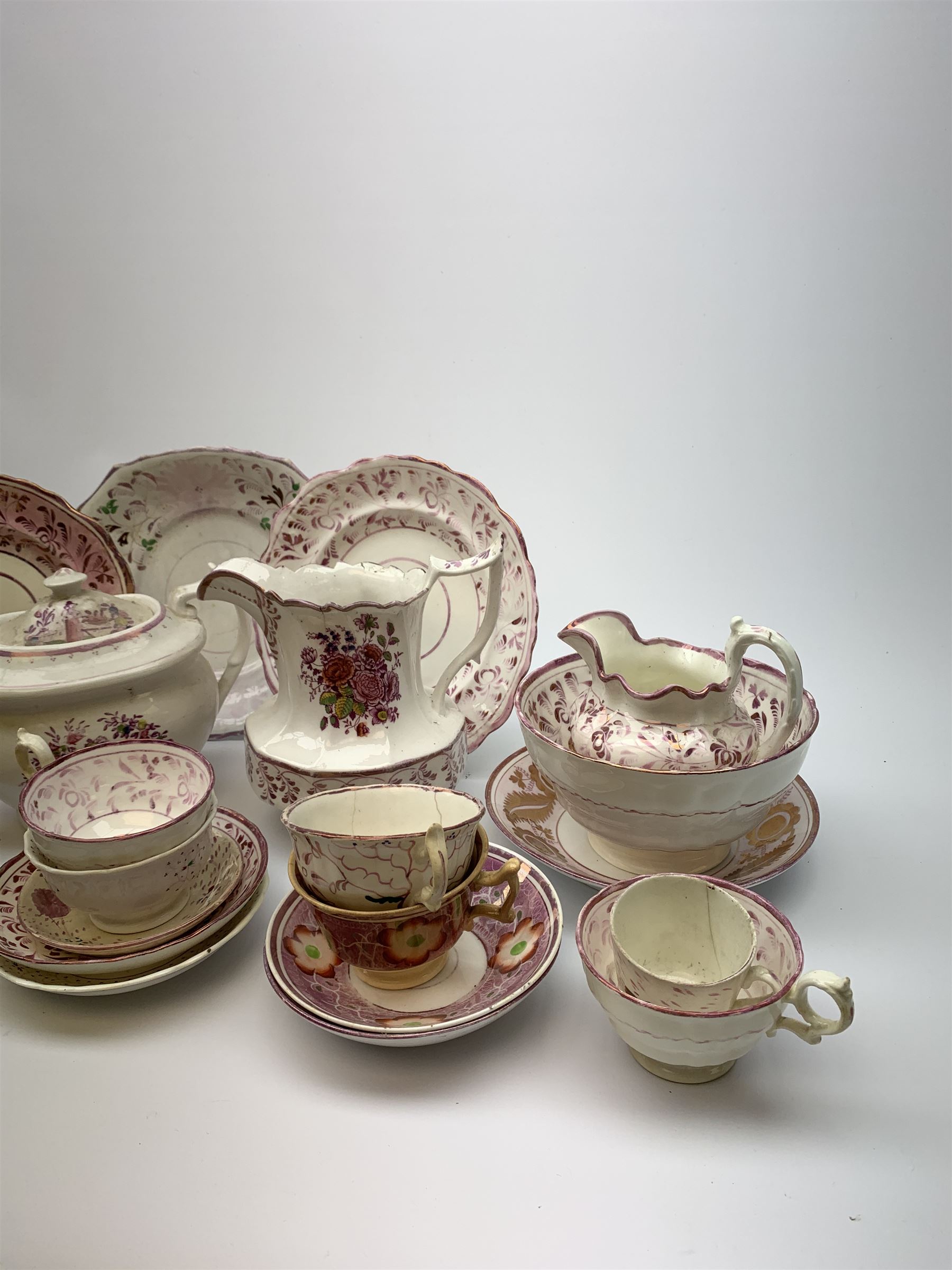 A quantity of assorted 19th century pink lustre teawares - Image 5 of 12