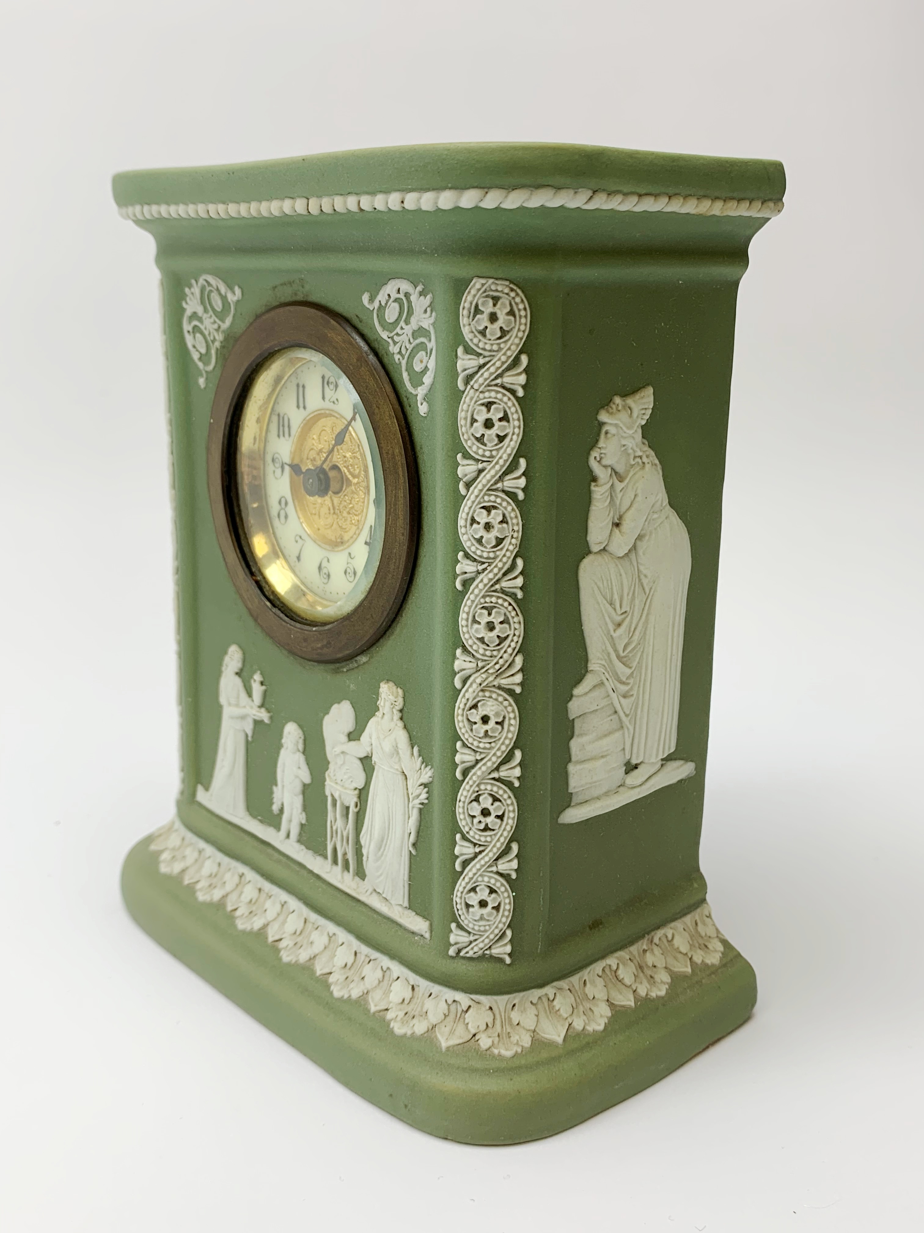An early 20th century Wedgwood sage green jasper timepiece - Image 25 of 31
