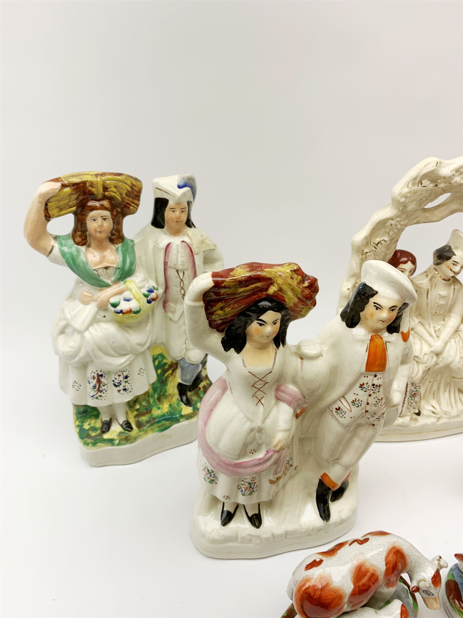 A group of various flatback figures - Image 12 of 17