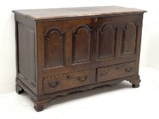 18th century oak mule chest, moulded rectangular hinged top enclosing hinged candle box, four fielde