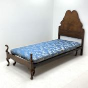 Pair 20th century walnut single 3' bedsteads, shaped and figured headboards, the footboards with scr
