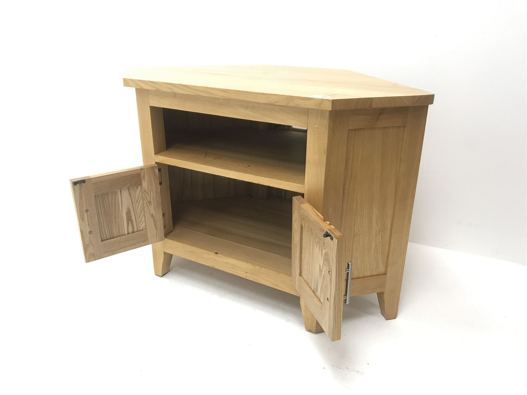 Light oak corner television stand, single shelf above two cupboard doors, stile supports - Image 3 of 3