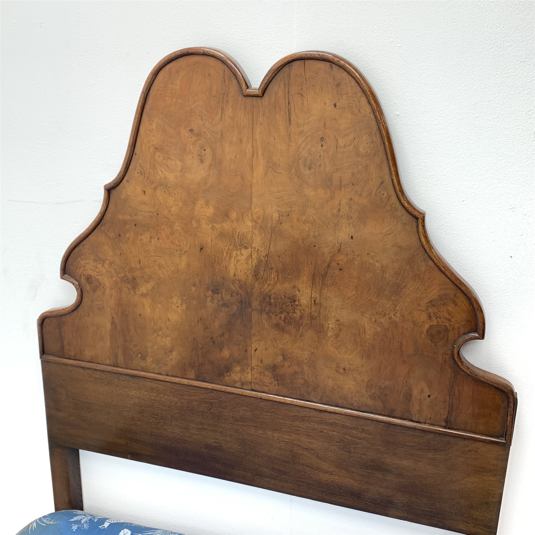 Pair 20th century walnut single 3' bedsteads, shaped and figured headboards, the footboards with scr - Image 2 of 9