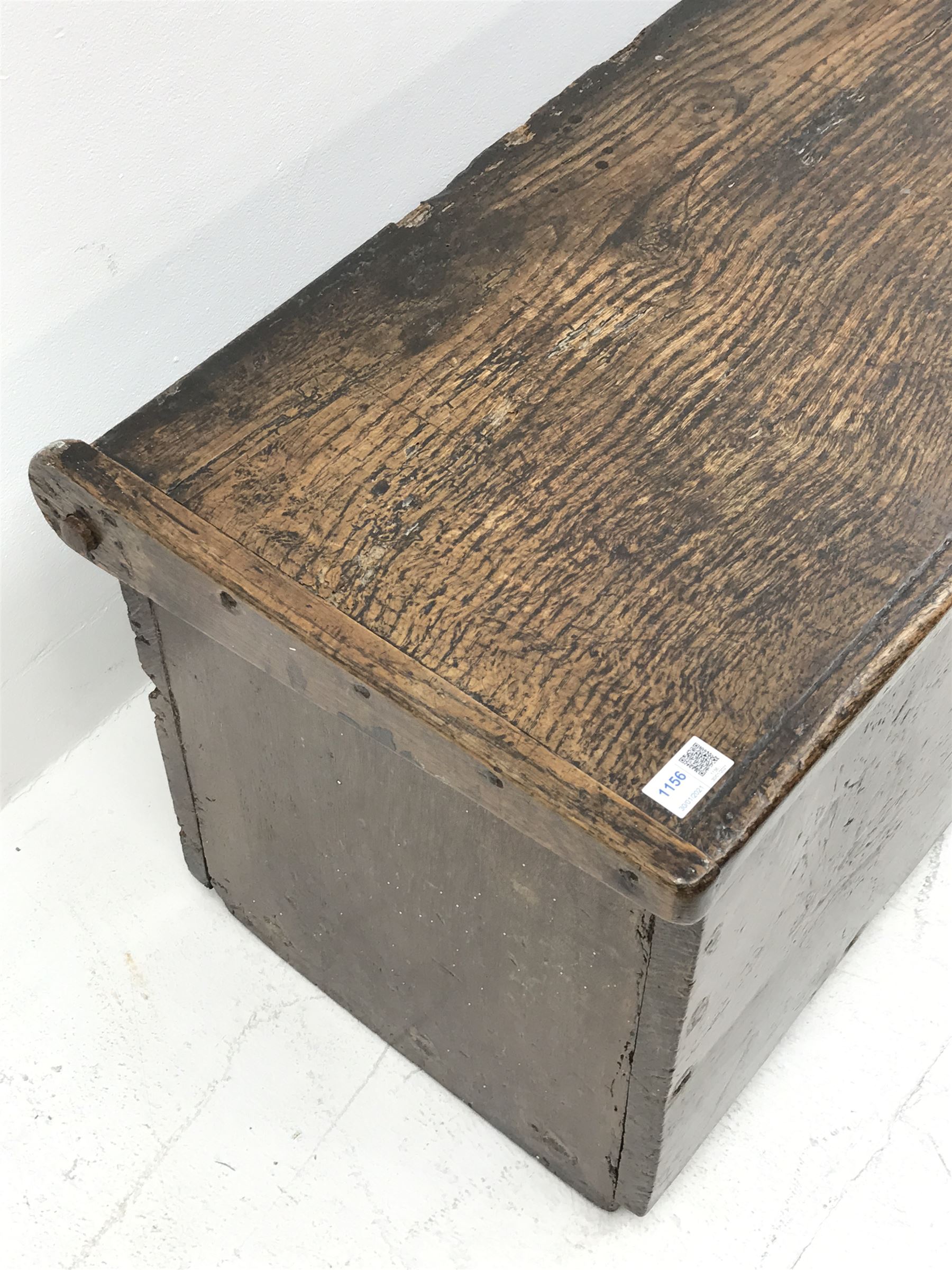 18th century oak six plank sword box, the frieze decorated with zig-zag pattern, hinged lid on woode - Image 7 of 11