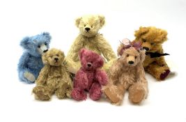 Six modern hand made teddy bears - 'Jingle' by Beechfield Collectors Bears H8"/20cm; another larger