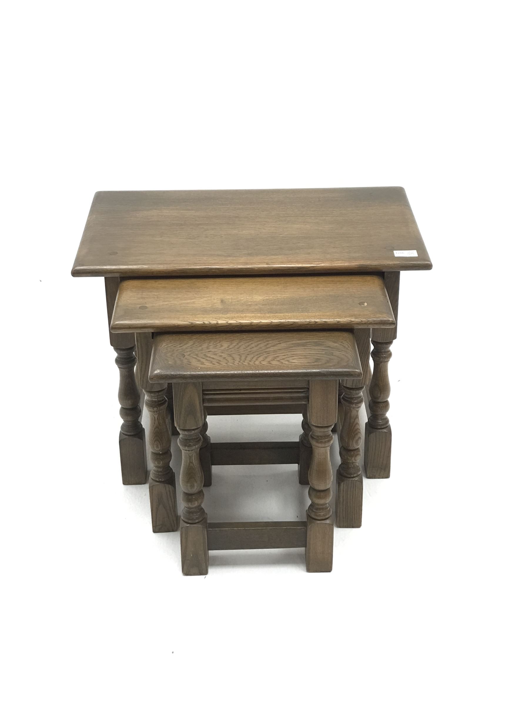 Medium oak nest of three Joint style tables - Image 2 of 3