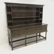 Early 20th century oak dresser