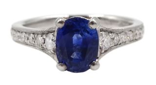 Platinum oval Ceylon sapphire ring