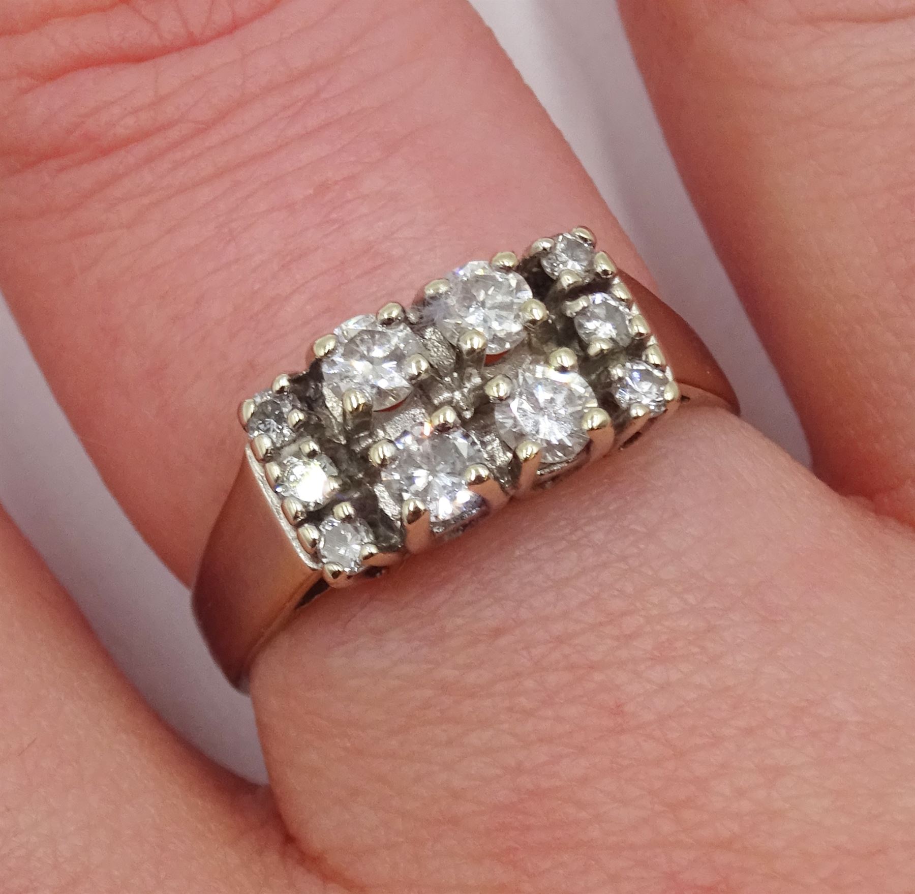 18ct white gold diamond set ring - Image 7 of 22