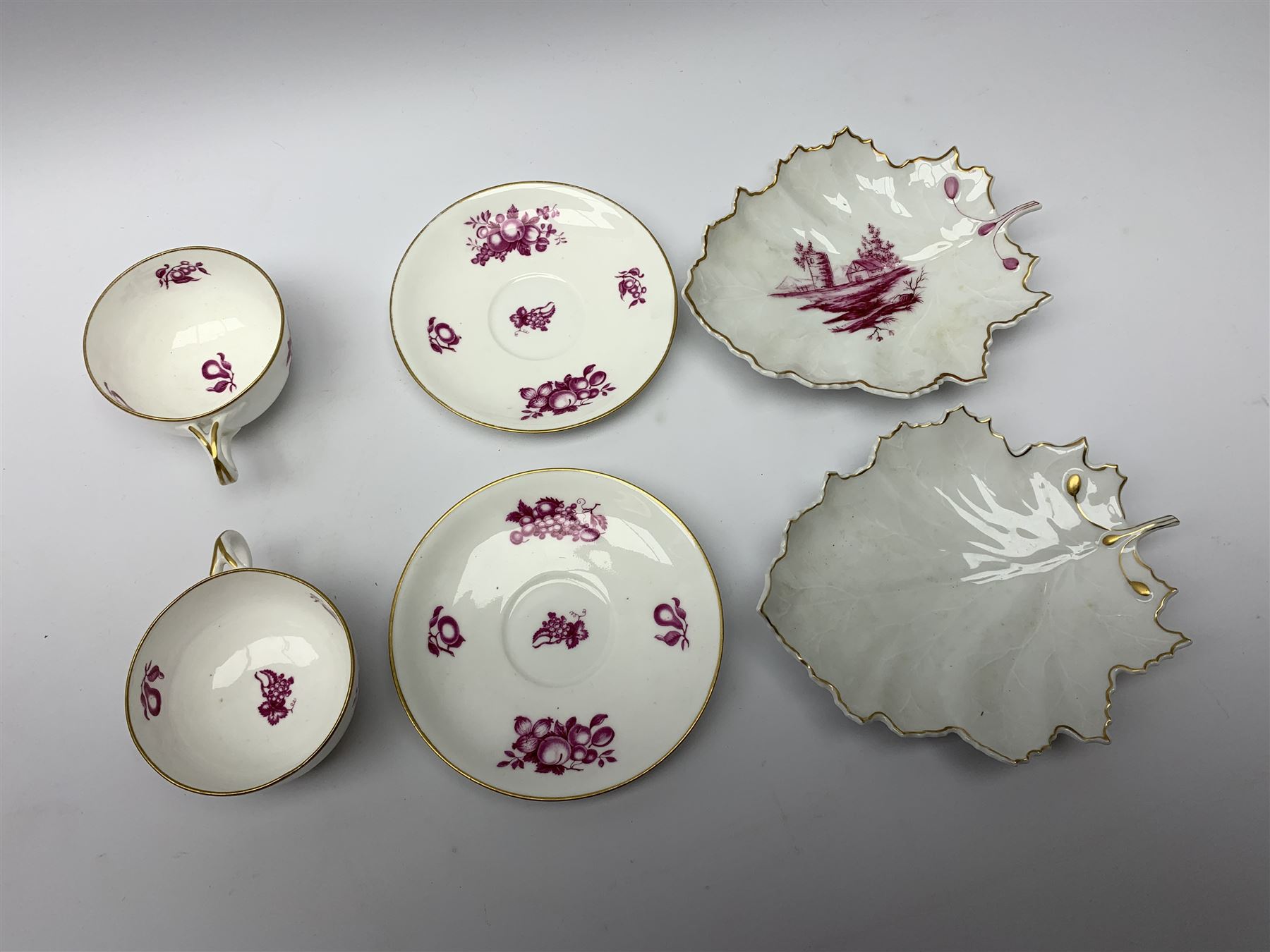 A pair of 20th century Hochst leaf formed dishes - Image 4 of 5