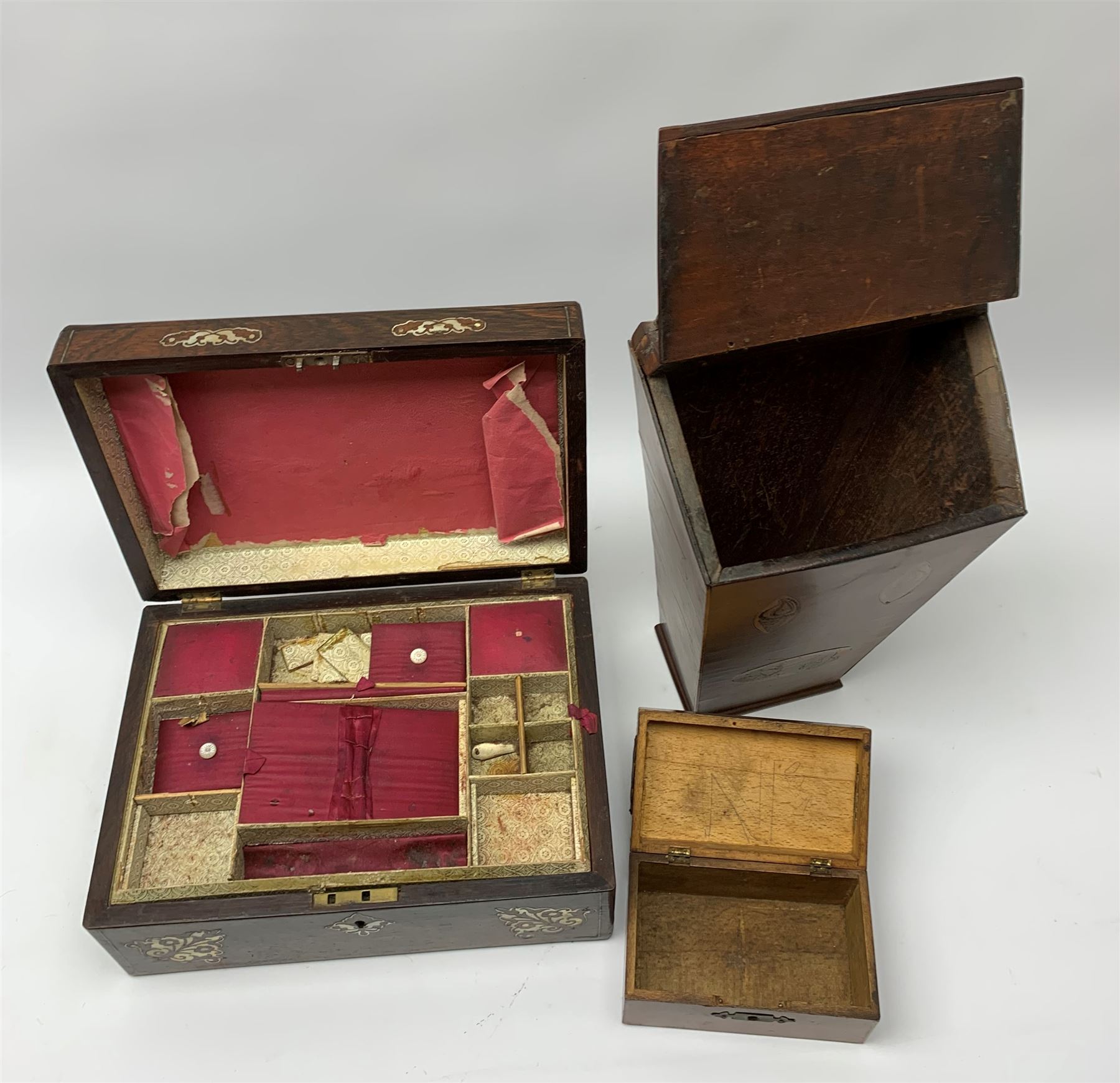 A 19th century rosewood and mother of pearl inlaid jewellery box - Image 2 of 2